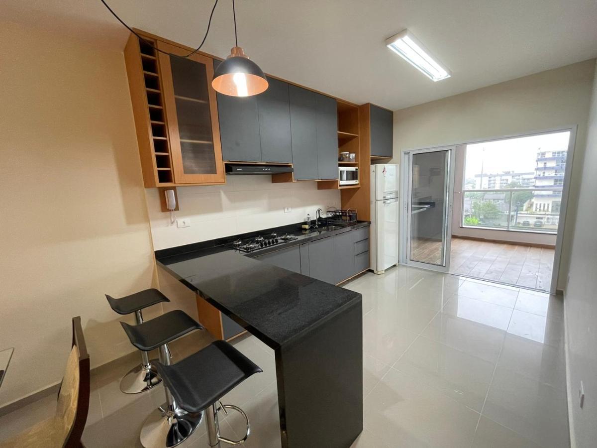 Apartmán Apartamento Com Piscina No Centro Ubatuba Exteriér fotografie