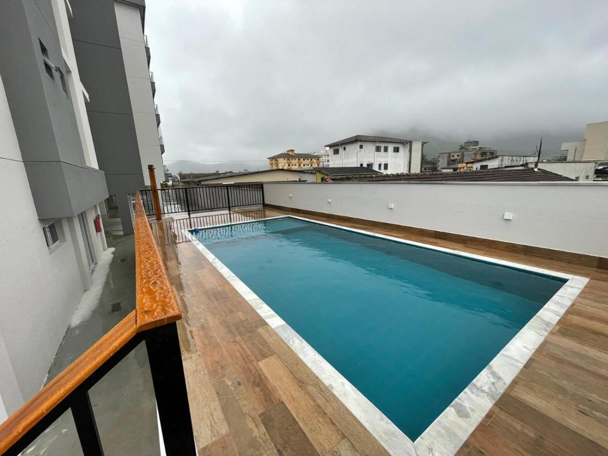 Apartmán Apartamento Com Piscina No Centro Ubatuba Exteriér fotografie