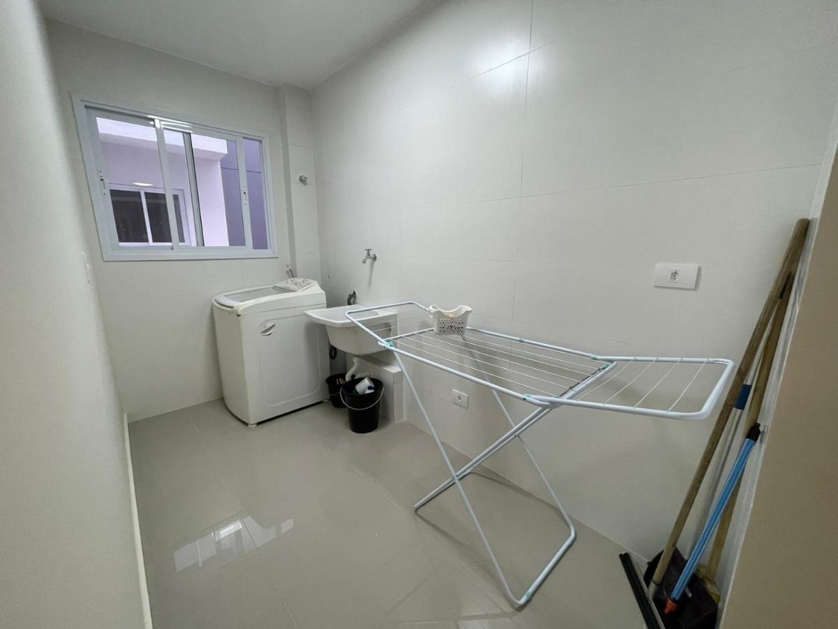 Apartmán Apartamento Com Piscina No Centro Ubatuba Exteriér fotografie