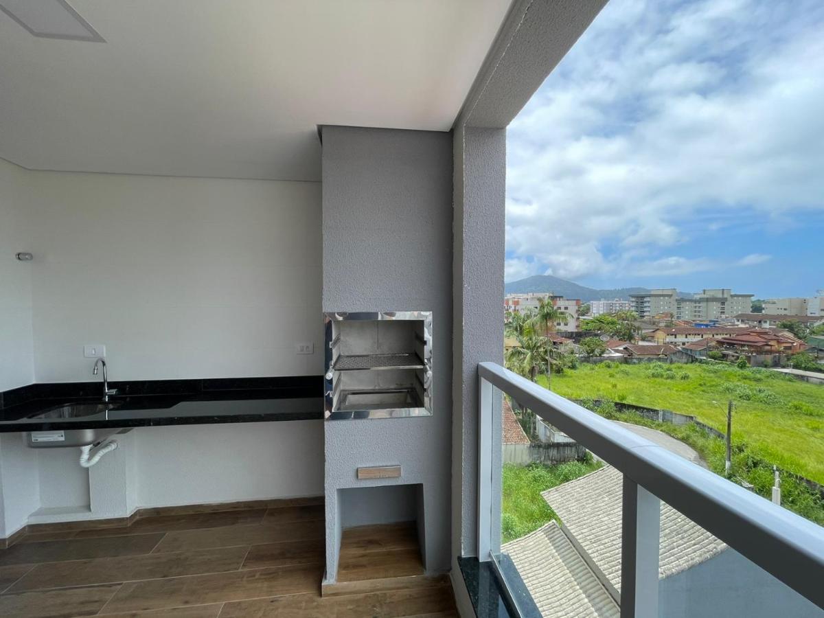 Apartmán Apartamento Com Piscina No Centro Ubatuba Exteriér fotografie
