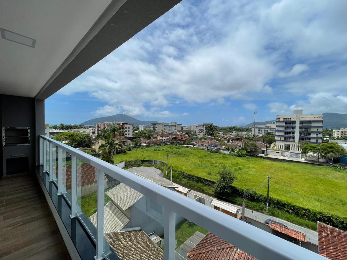 Apartmán Apartamento Com Piscina No Centro Ubatuba Exteriér fotografie